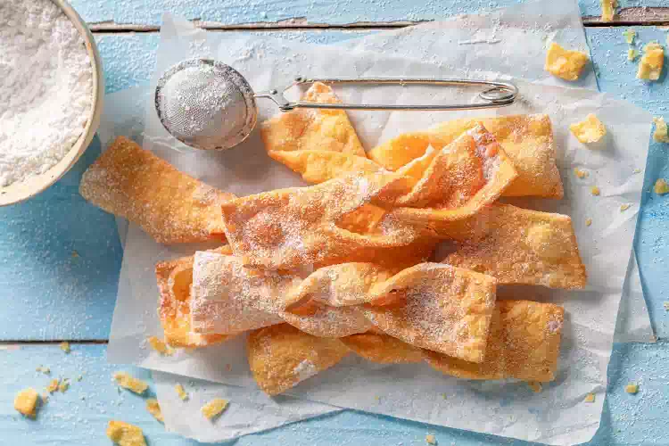 Chiacchiere al limone, la ricetta della nonna